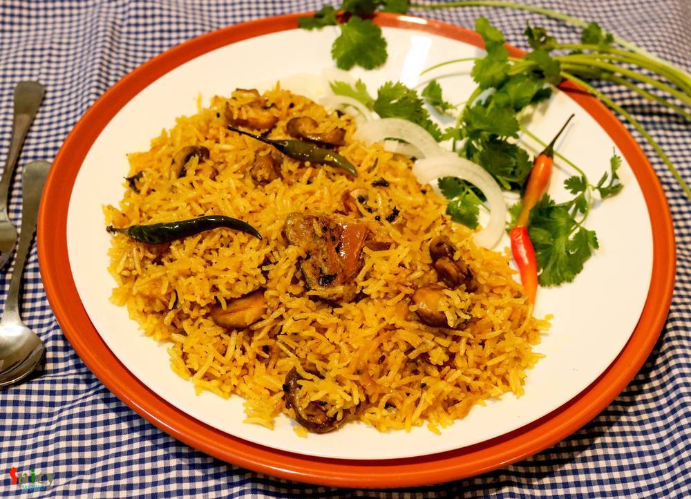 Achaari Pulao  / Pickled Rice Pilaf 